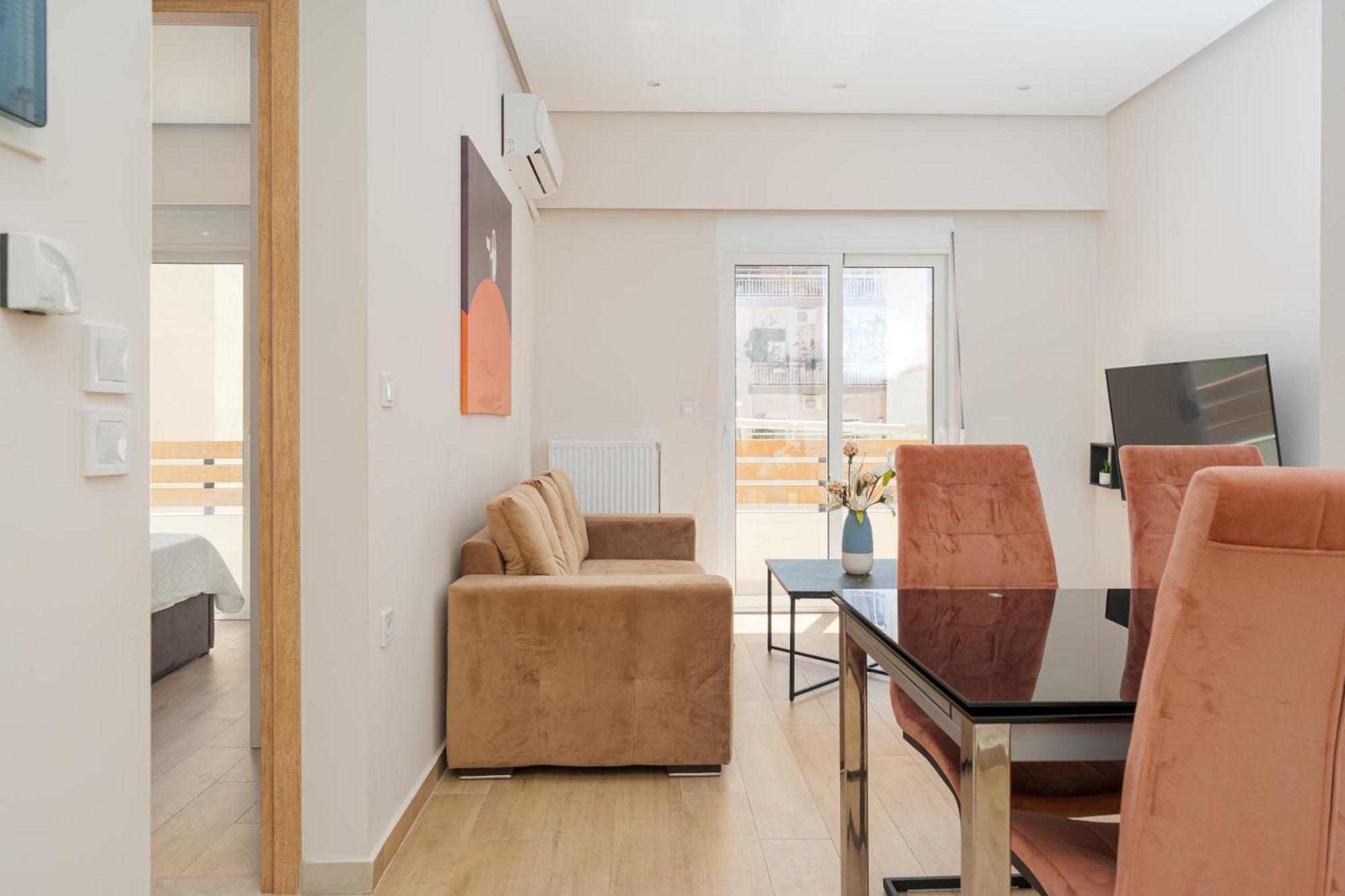 Cozy Nearby Acropolis Apartment