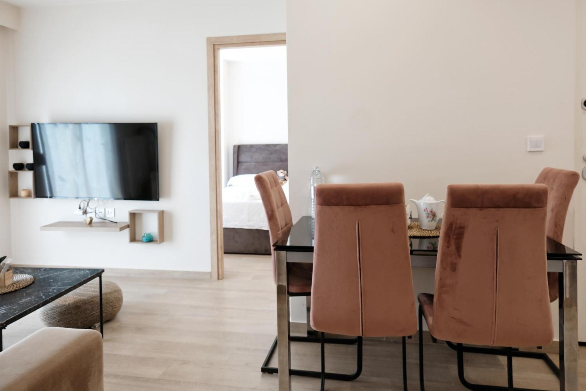 Cozy Nearby Acropolis Atene